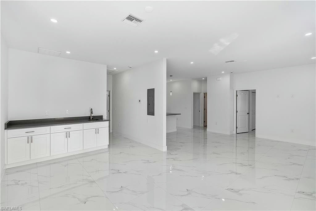 930 Hepburn AVE - Photo 41