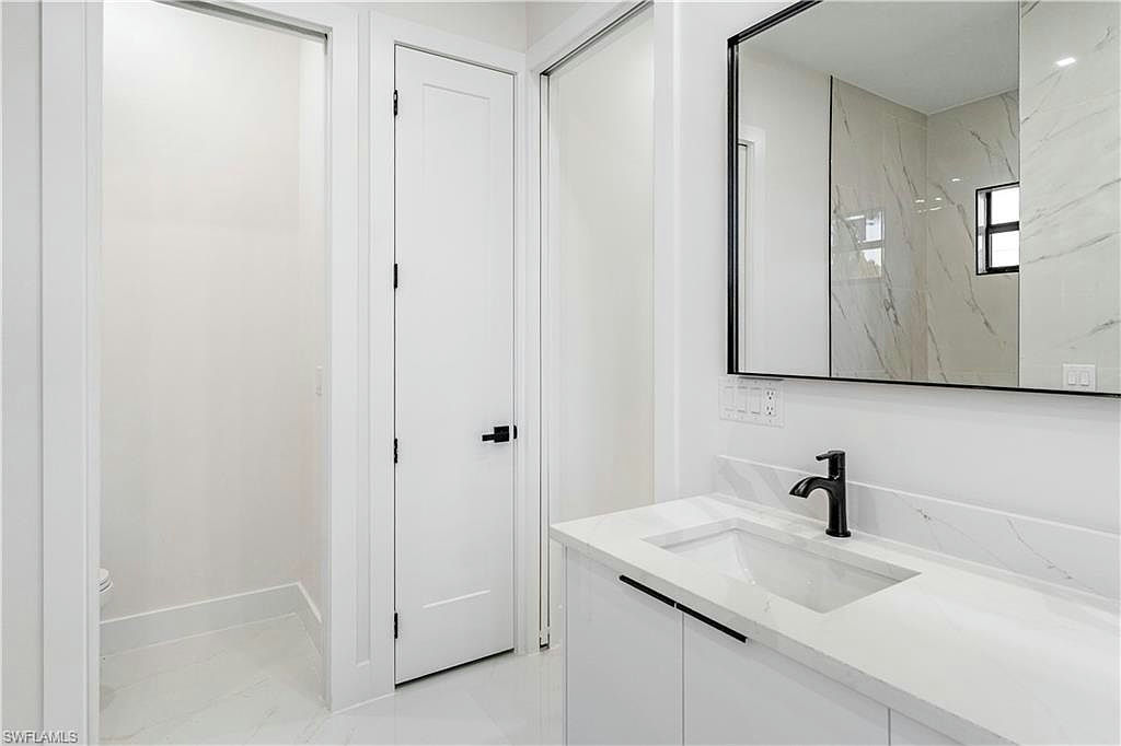 907 Sunniland BLVD - Photo 21