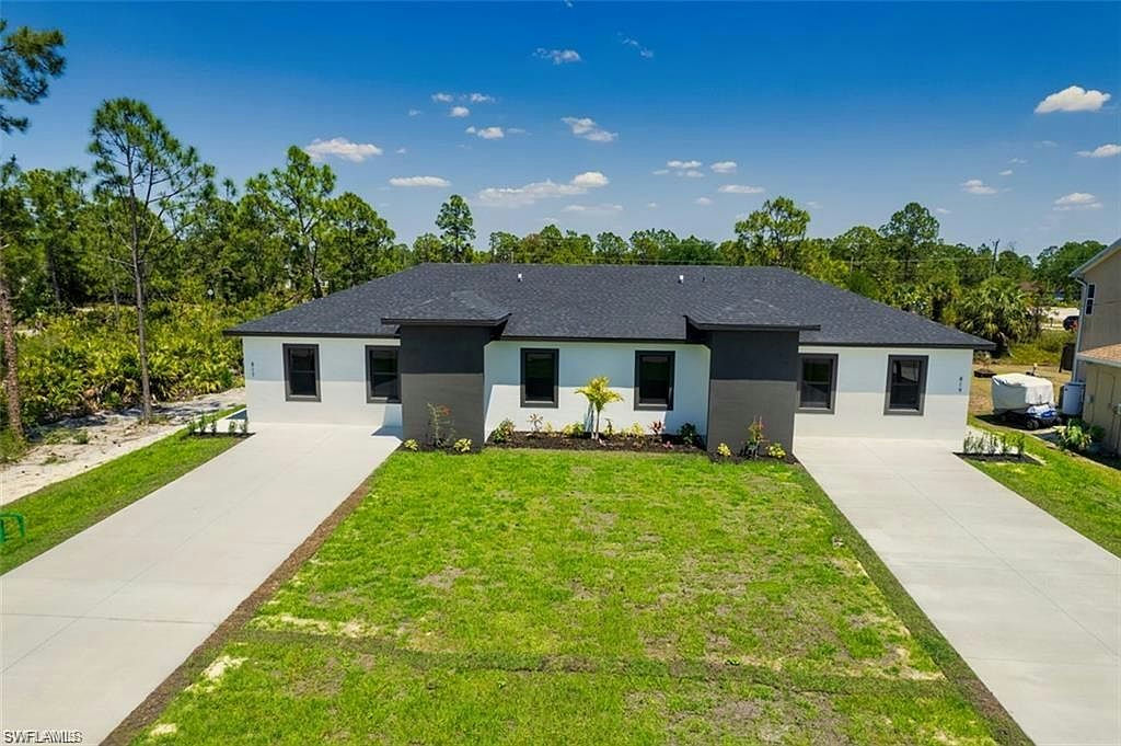 817/819 Eisenhower BLVD - Photo 3