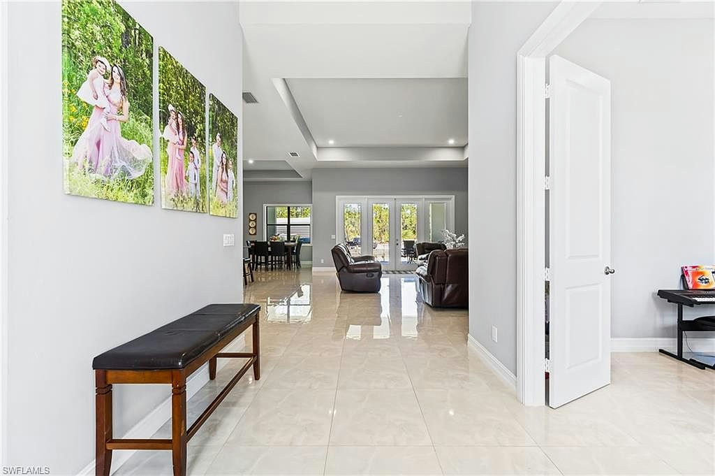 4063 8th AVE NE - Photo 10