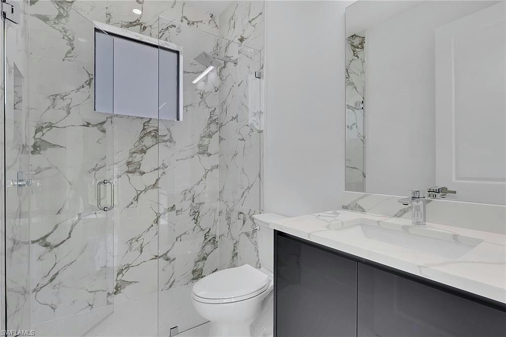 3780 6th AVE SE - Photo 26