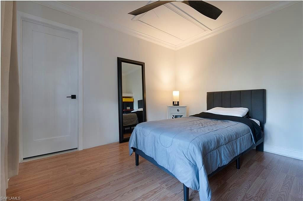 2630 18th AVE SE - Photo 5