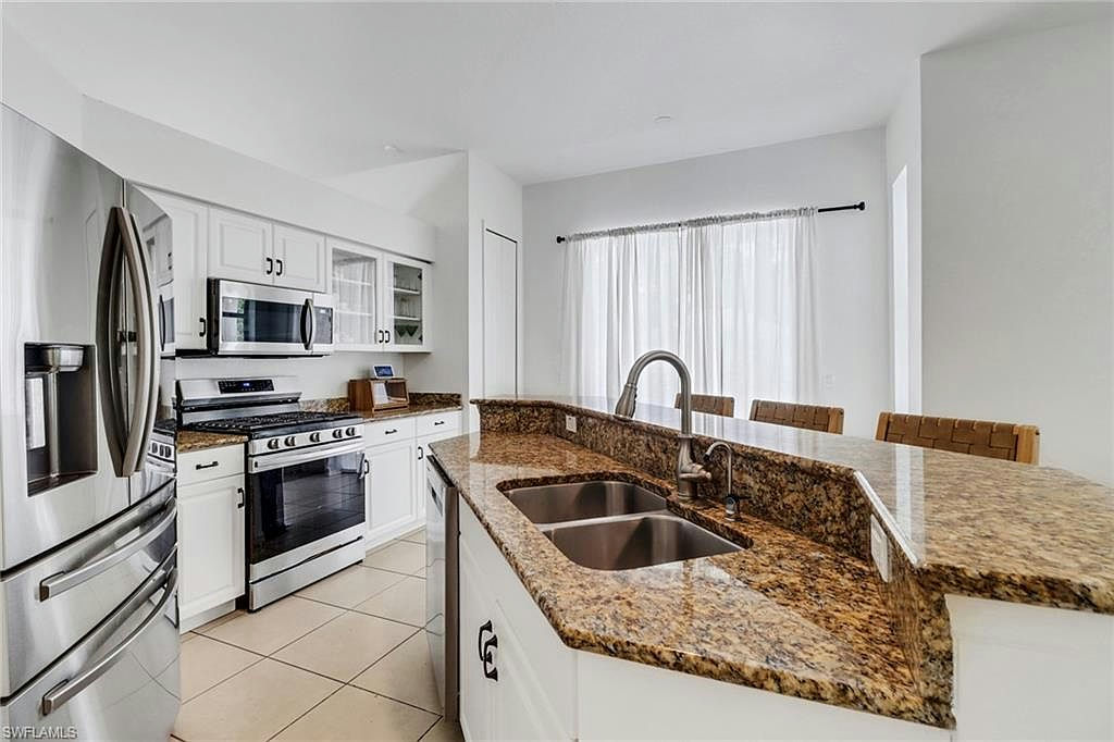 4730 16th AVE SE - Photo 10