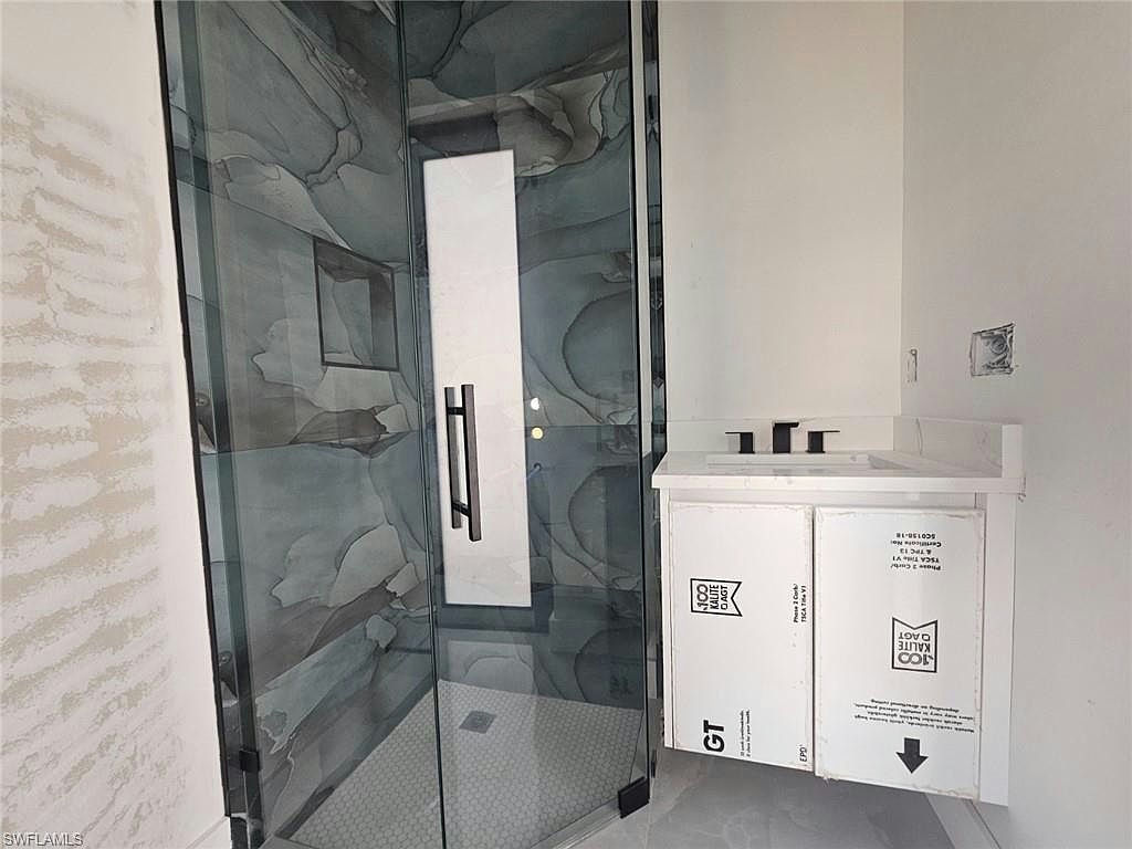 31 NW 19th TER - Photo 19