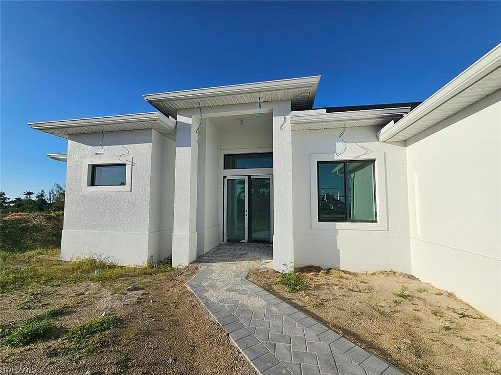 31 NW 19th TER - Photo 5