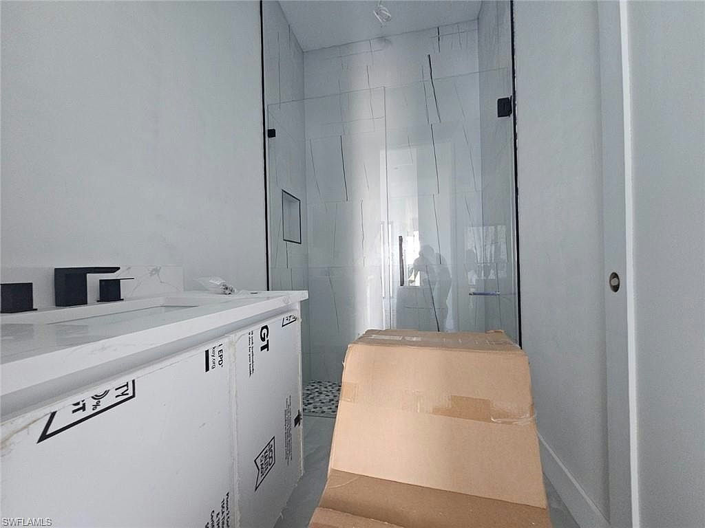 31 NW 19th TER - Photo 23