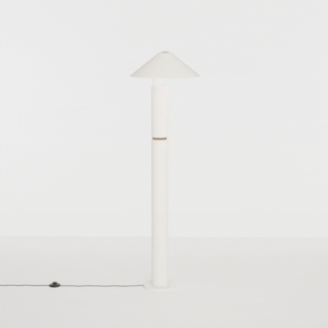 Coluna JADE – iluminação de piso