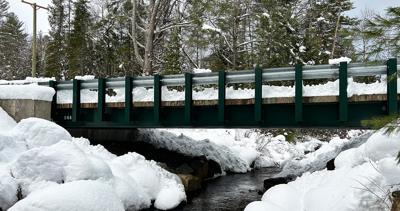 BRIDGE INSTALLATION - GLEN CREEK