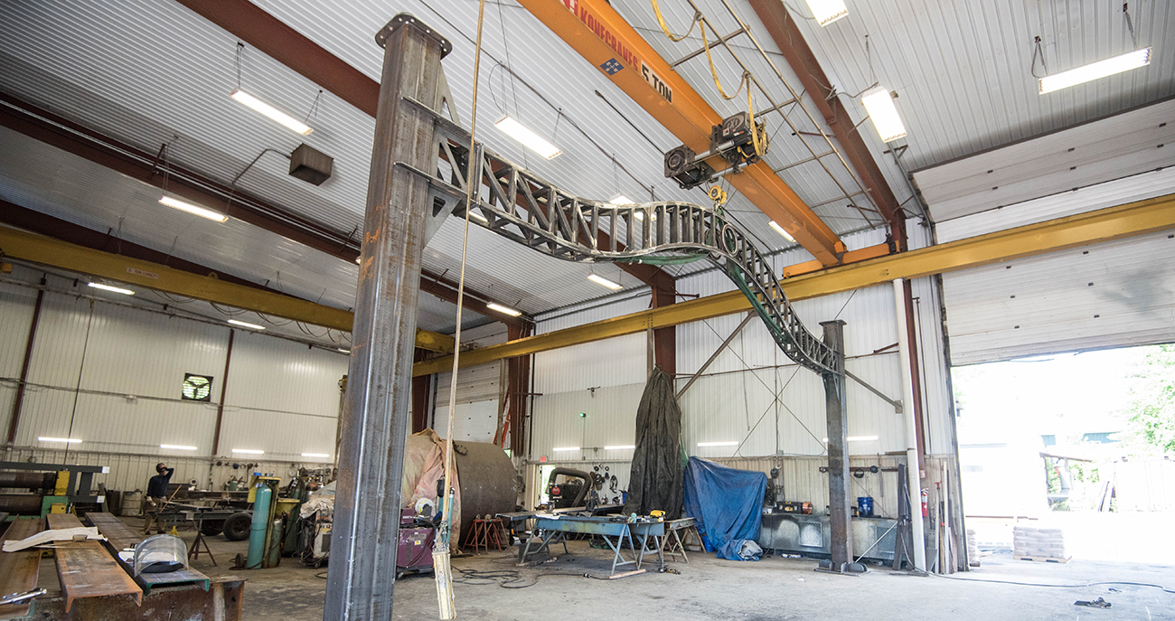 ORNAMENTAL GATE ENTRYWAY