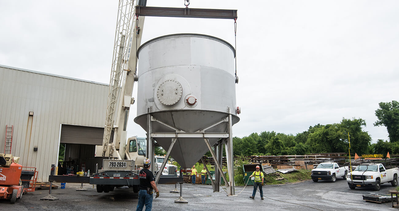 CUSTOM FABRICATED TANK