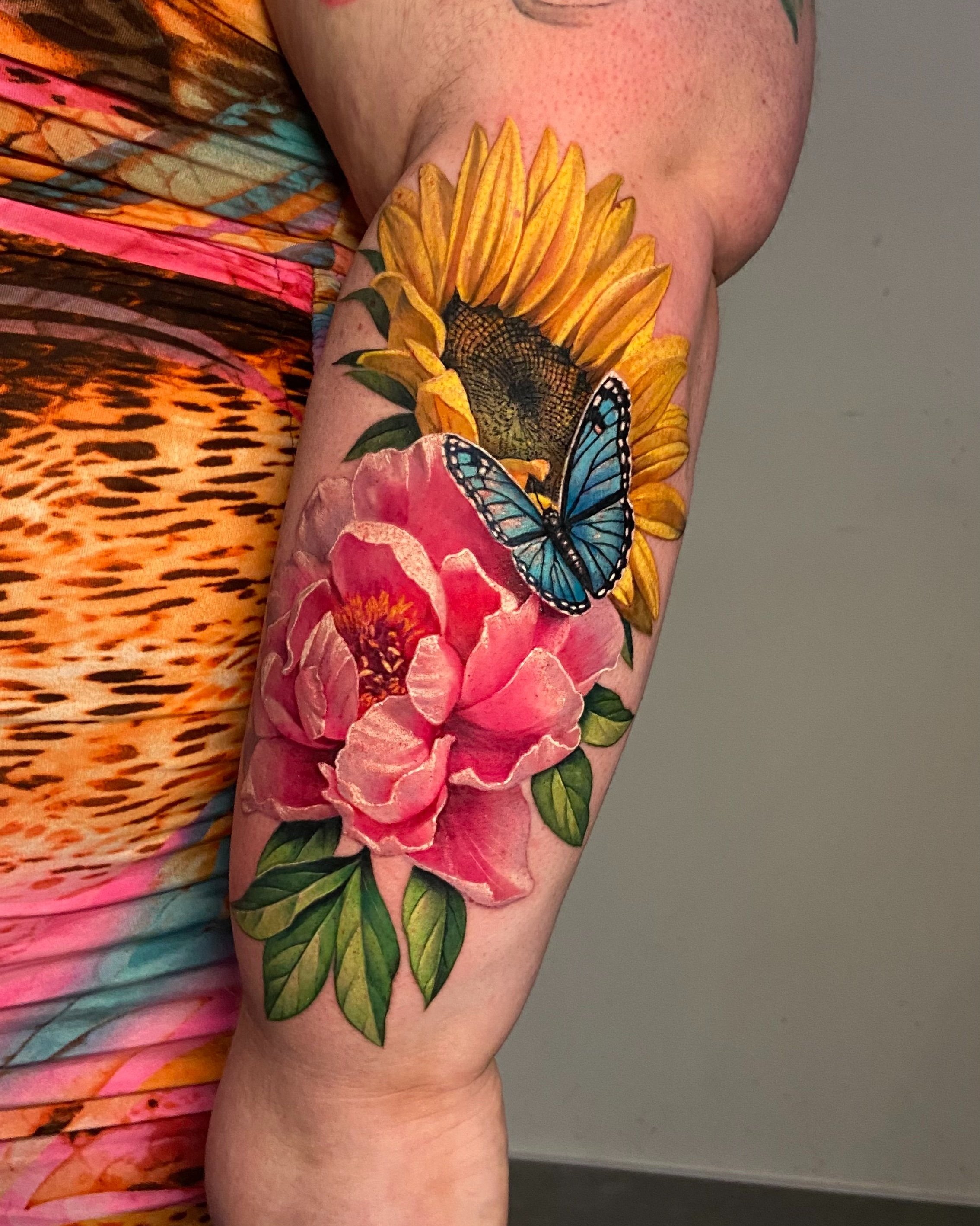 Color bird with floral spray