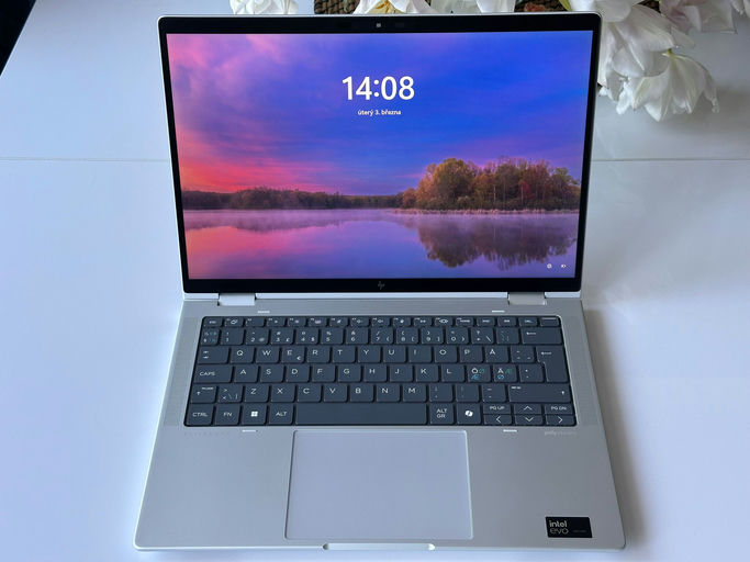 **HP Elite x360 1040 G11 (AN7D5AV)**
