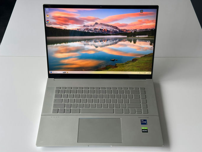 **HP ENVY 16-h0004nf (6R1R5EA)**
