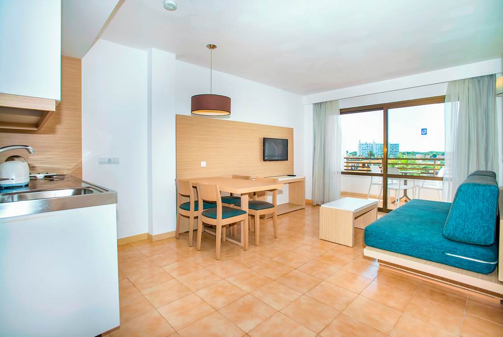 PMI_71149_Sol_de_Alcudia_Apartments_0822_01.jpg