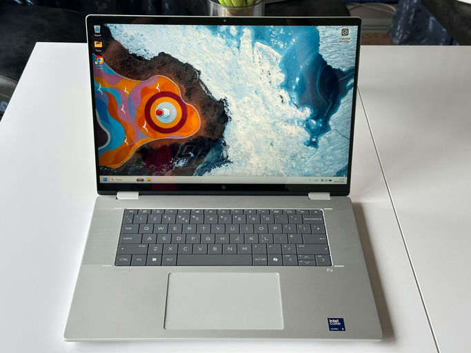 **HP OmniBook X Flip 16 (BH3G0EA)**
