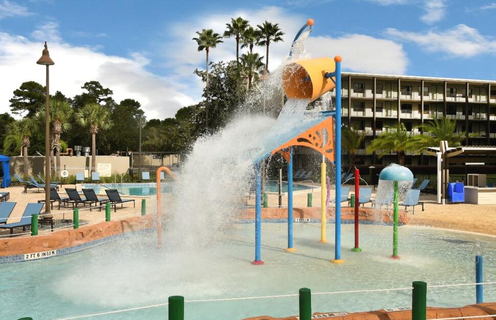 Wyndham-Lake-Buena-Vista-Resort-13.jpg