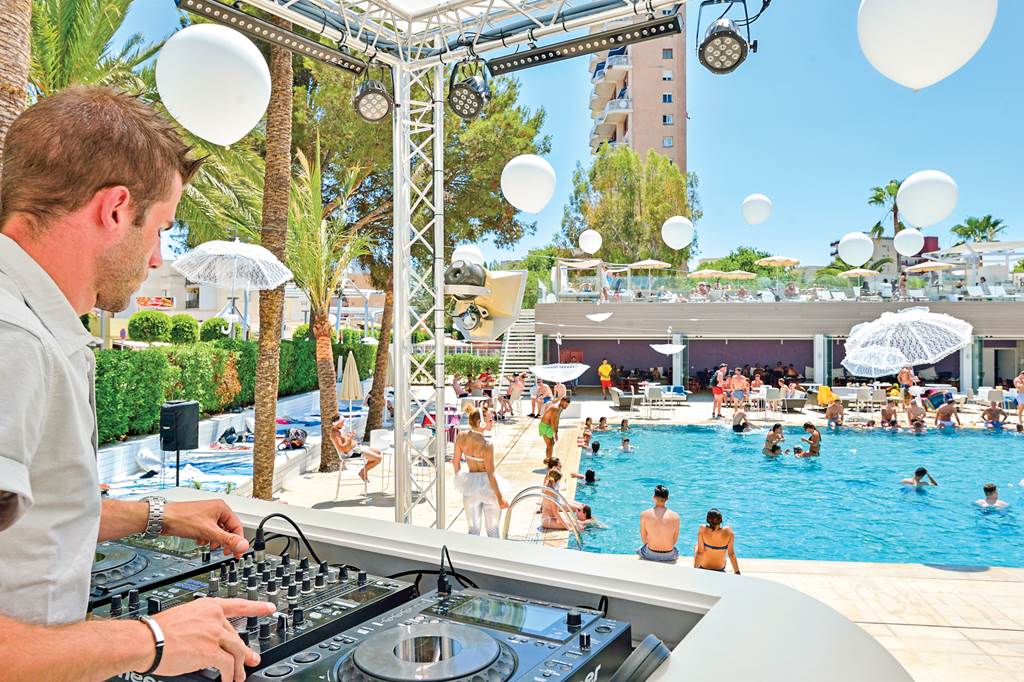 PMI_239_Sol_House_Mallorca_Mixed_by_Ibiza_Rocks_0815_04.jpg