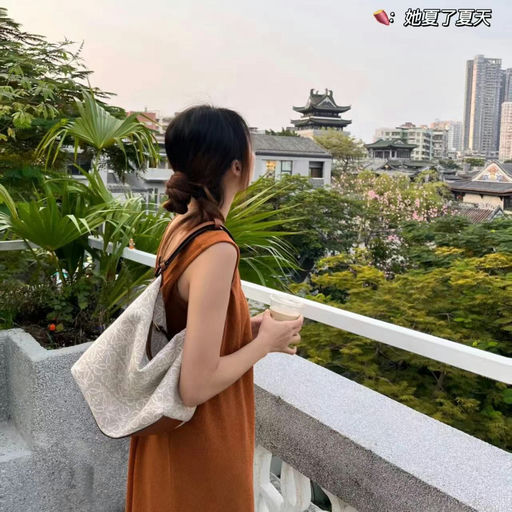 【官网断货多时！】Loewe cubi，中号，6折