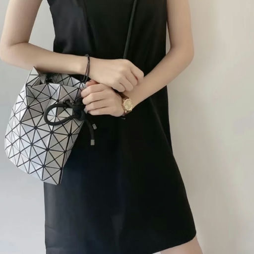 【Bug价+8折】官网原价断货