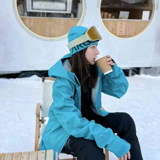 【最后3件啦】始祖鸟脂鲤蓝，gamma hoody