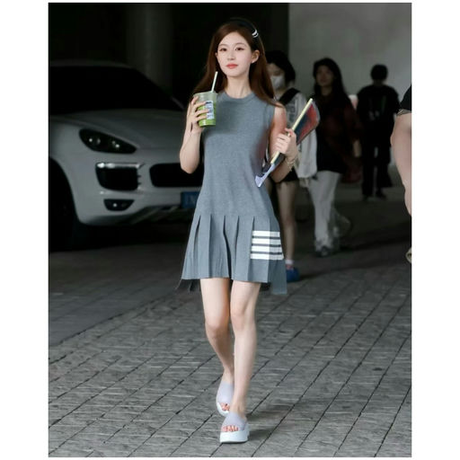 【4折】赵露思最新上身