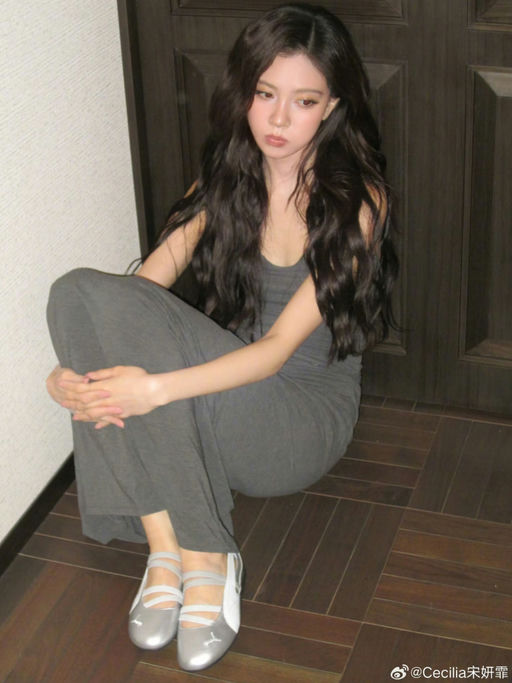 【别处打折仍溢价】最火银色