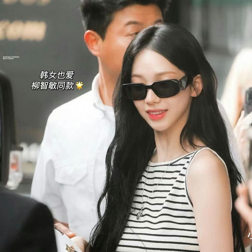 【应季4x折】【出游季必备】Prada 热门墨镜