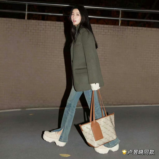 【雪屋绒绒洞洞鞋】Crocs 秋冬款太可爱了