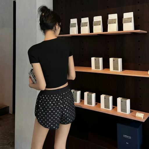 【3折】闪钻短裤