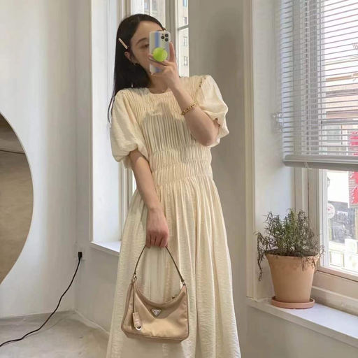 【近几年最好价】Prada 2000，74折