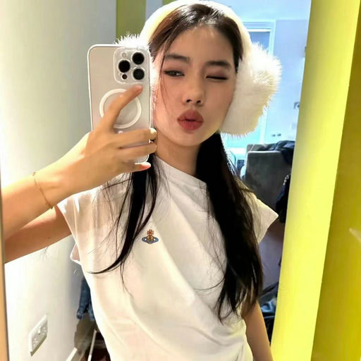 【应季8折】 西太后刺绣Hebo Tee，参加8折