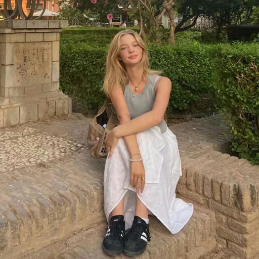 【紧俏补码】Samba热门色，黑色 & 新年红，齐齐补码