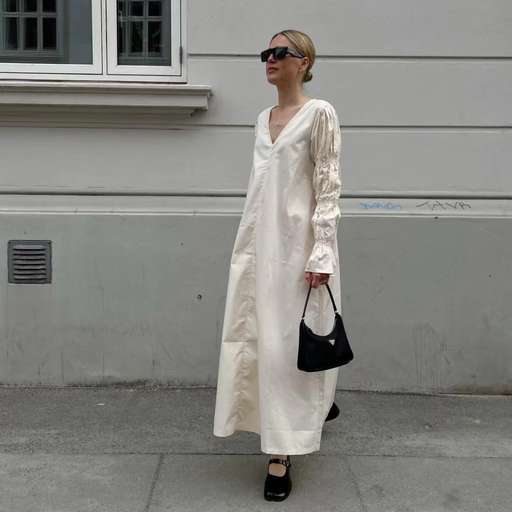 【近几年最好价】Prada 2000，74折