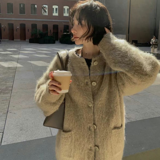 Acne Studios马海毛开衫，46折