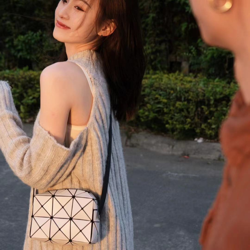 【Bug价+8折】官网原价断货