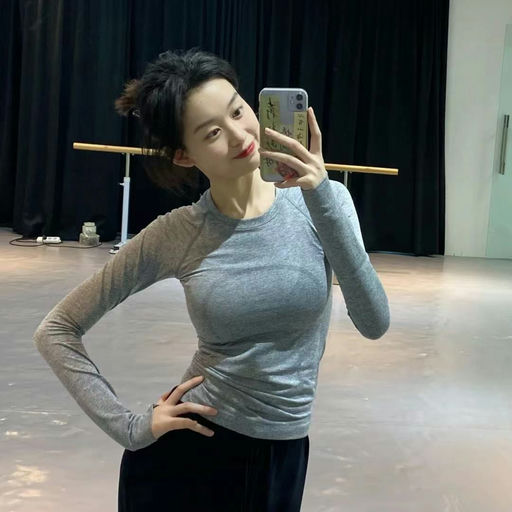 【超显曲线美】Swiftly Tech 2.0长袖，最难买岩石灰，黄金码补货啦～