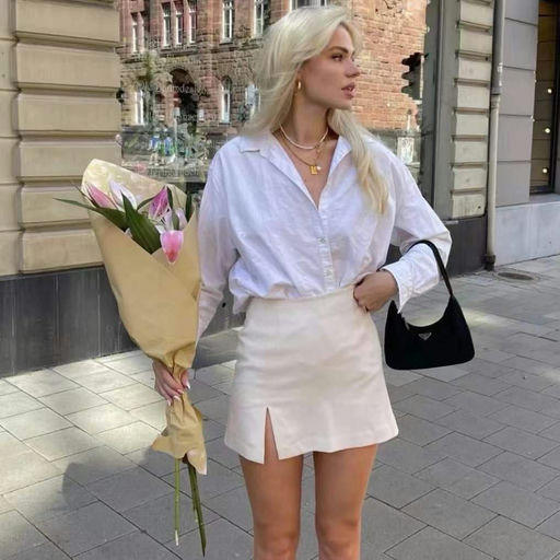 【近几年最好价】Prada 2000，74折