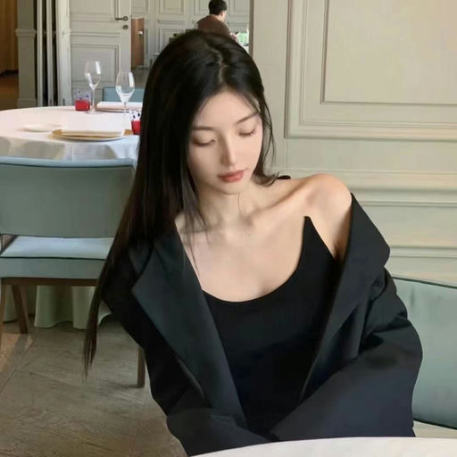 【夏天很难买】Y/Project 隐形吊带连衣裙，最热卖黑色