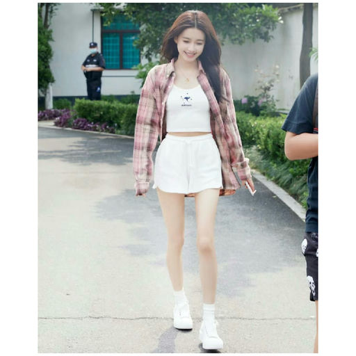 【闪促低至5折】McQueen 首次！