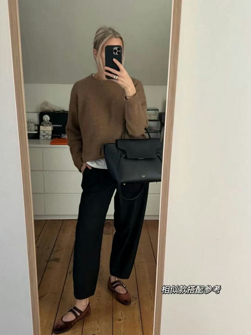 【63折】Prada新款麂皮芭蕾舞鞋