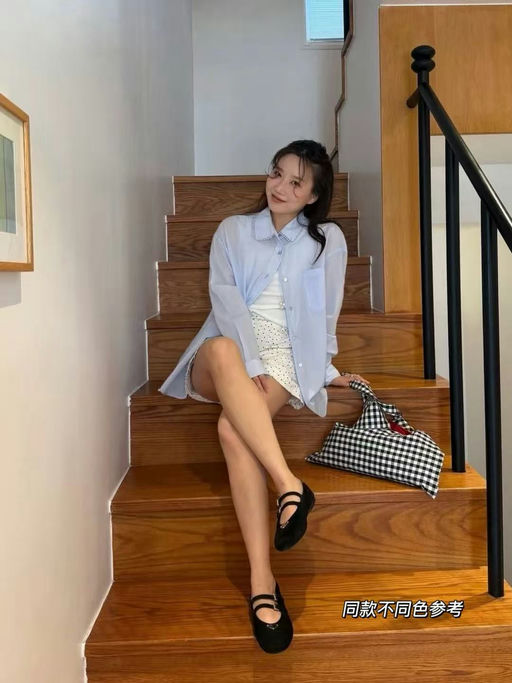 【63折】Prada新款麂皮芭蕾舞鞋