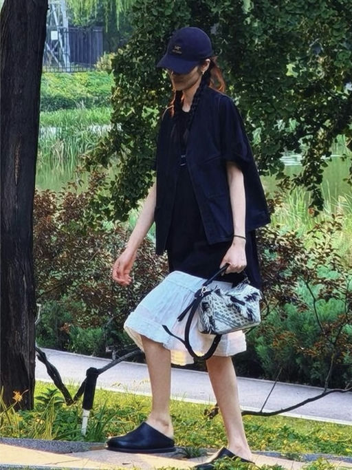 【Loewe 4x折】【新季热门款】