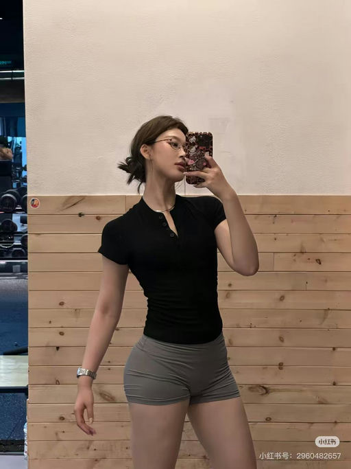 【喵总推荐】Lulu Hold Tight 满分亨利衫，黑色短袖下折！