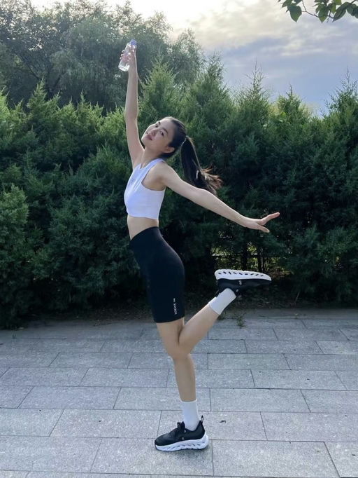 【On 最新款跑鞋】 【$96，免运】