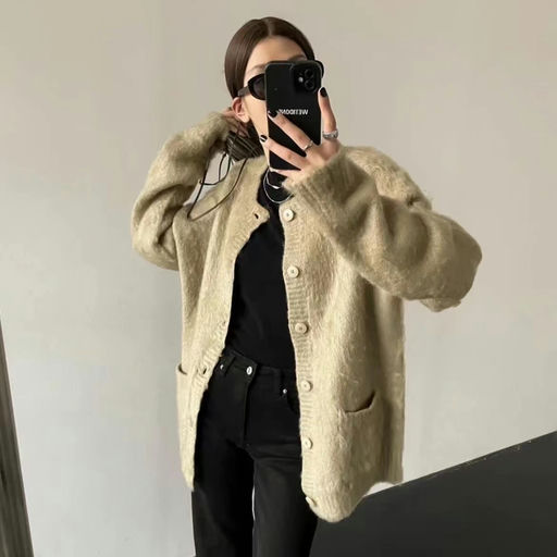 Acne Studios马海毛开衫，46折