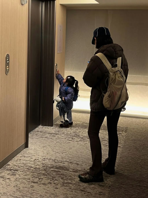 【南韩热门】双肩包加入折扣