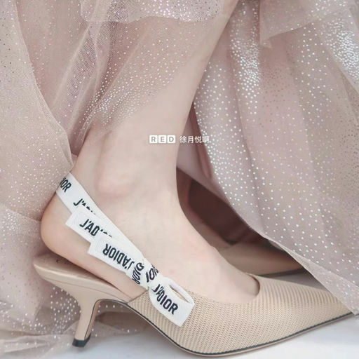 【头回见！】Dior小猫跟，76折