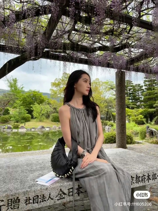 【全网最好价】【44折】Lemaire新款串珠mini 牛角包