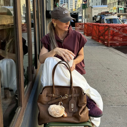 miumiu aventure大号，86折