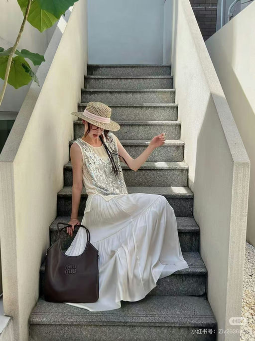 【仅限今日】【张元英同款】Miu Miu热门款Ivy托特